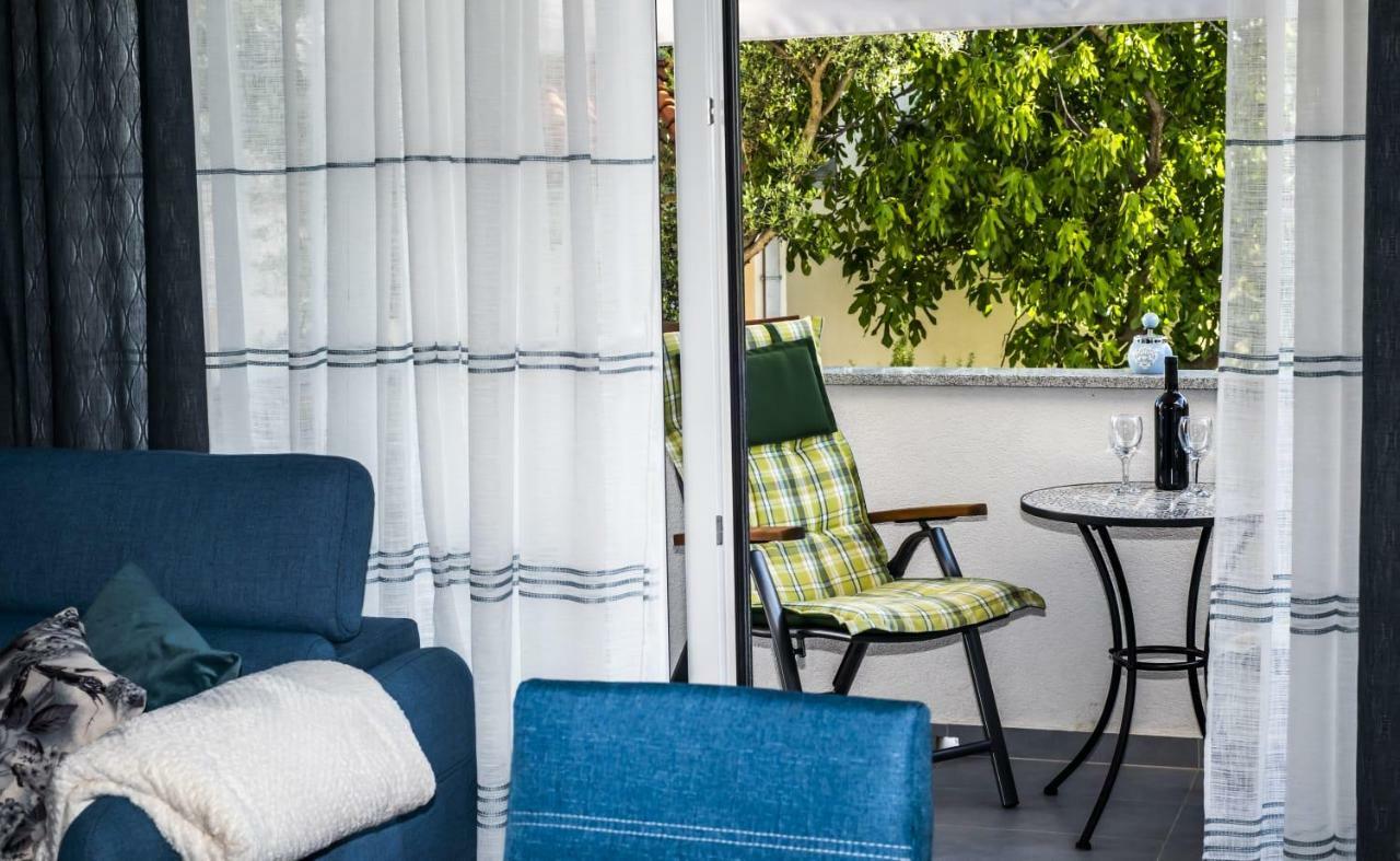 Blue Pearl Apartment Rogoznica  Exteriör bild