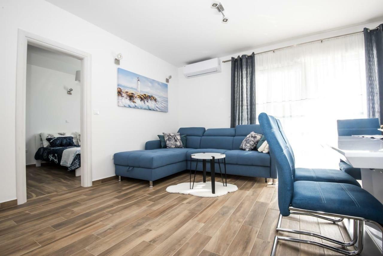 Blue Pearl Apartment Rogoznica  Exteriör bild